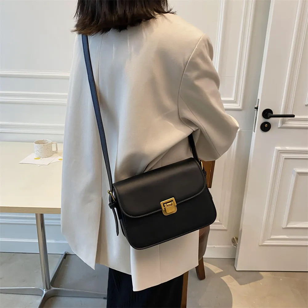 ModaVista® Timeless Elegance Shoulder Bag